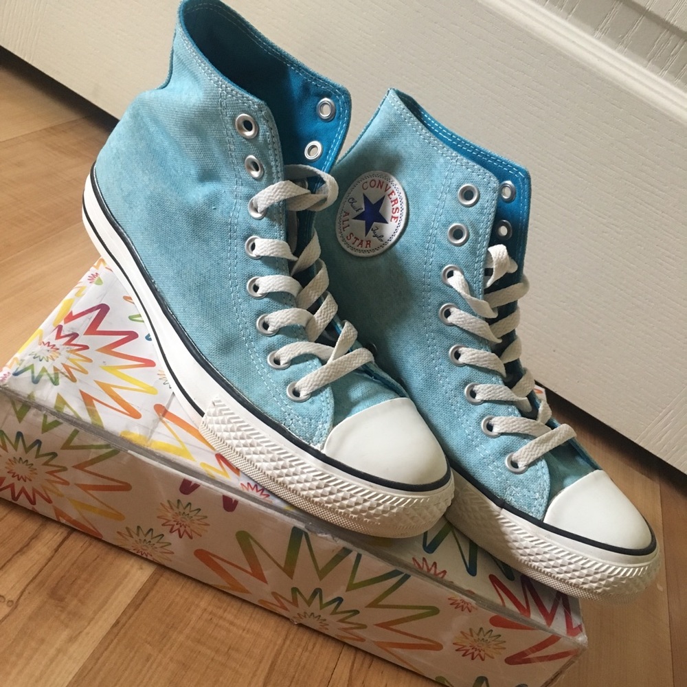 High-Top Blue Converse💎